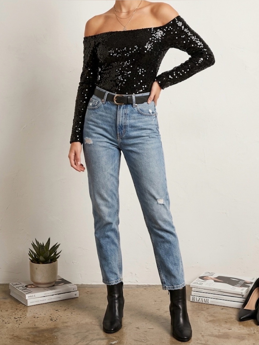 Express Black Sequin Long Sleeve  bodysuit size M 🙋🏽‍♀️women’s